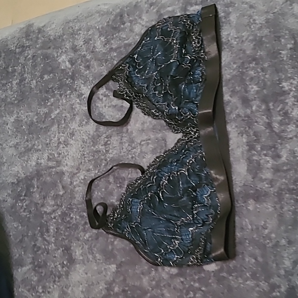 Venus Lingerie teal and black bralette, garter and thong.
